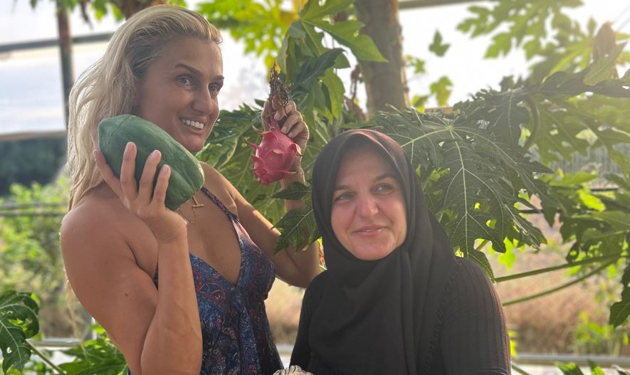 Manavgat’ın Tropikal Kraliçesi Şevkiye Durgun, Renkli Bir Etkinliğe Hazırlanıyor!