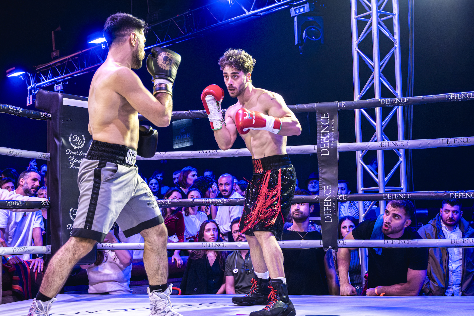 İstanbul’da Gecenin Dengesi Değişiyor!  CLUB WAR 3 ile Ring de Sahne de Alev Alev