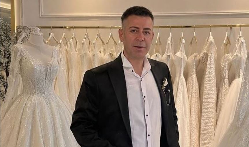Müzikten kazandı  gelinlik mağazası açtı 