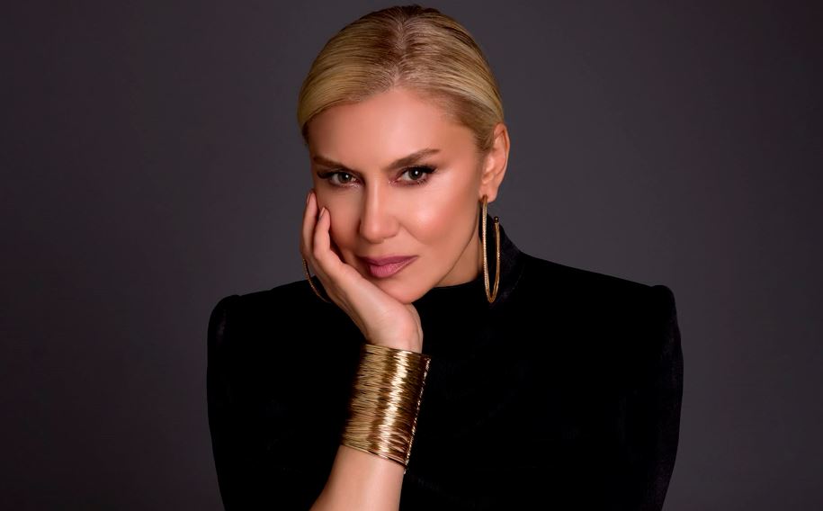 Mansur, sadece şarkıyla değil, pop müzikte farklı bir tarz olan afro house tarzıyla da dikkatleri üzerine çekecek