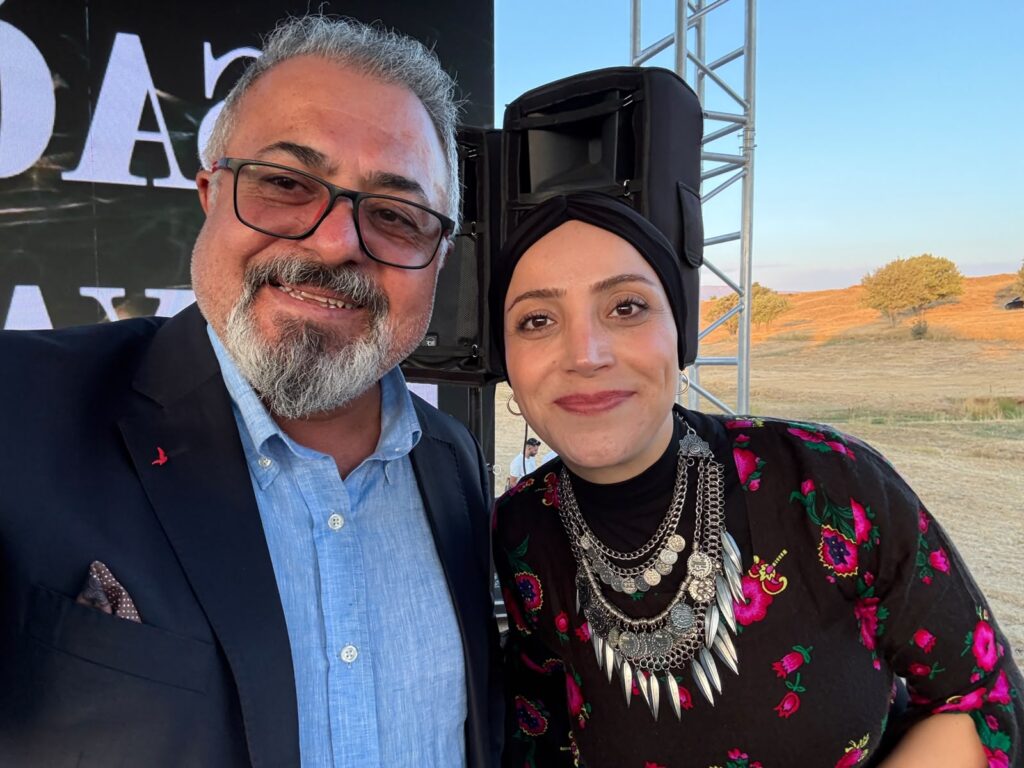 Abdurrahman Delen, Bingöl’de Sağnis Festivali’ni sundu