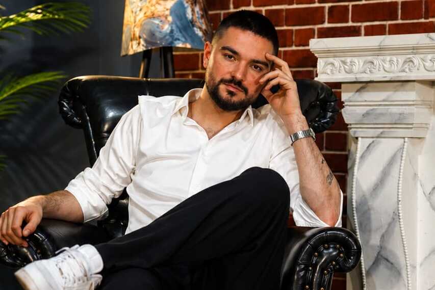 ONUR BERTARAF, YENİ ŞARKISI “KÜLLERİMDEN” İLE YENİ BİR SAYFA AÇIYOR